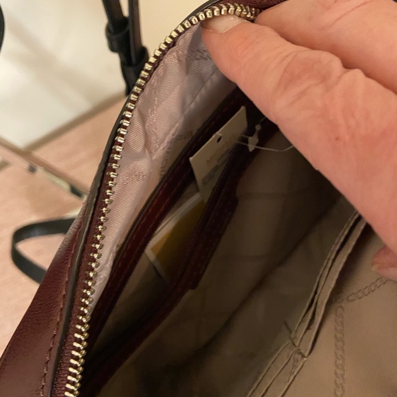 Michael Kors Leather Parker Crossbody Bag - Picture 3 of 11